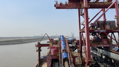 装船机电子皮带秤：数据驱动，提升港口装卸效率